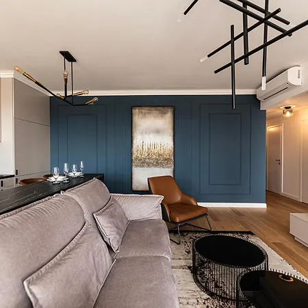 Klingerka Apartment, 25th Floor With Free Parking And View Of Castle And Danube * Bratysława