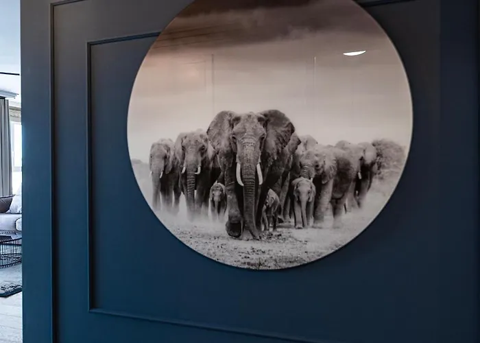 Klingerka Apartment, 25th Floor With Free Parking And View Of Castle And Danube