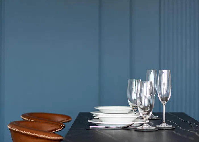 Klingerka Apartment, 25th Floor With Free Parking And View Of Castle And Danube Appartement *