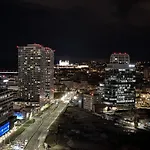 Daire Klingerka Apartment, 25th Floor With Free Parking And View Of Castle And Danube Bratislava