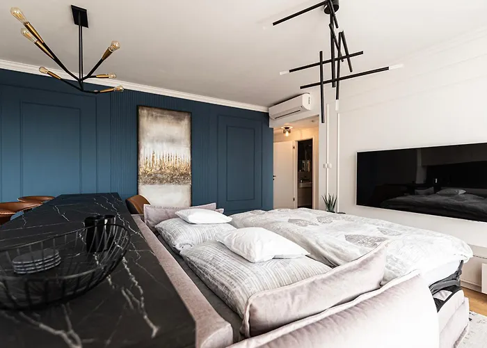 Klingerka Apartment, 25th Floor With Free Parking And View Of Castle And Danube Appartamento Bratislava