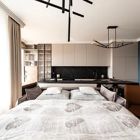 公寓 Klingerka Apartment, 25th Floor With Free Parking And View Of Castle And Danube *